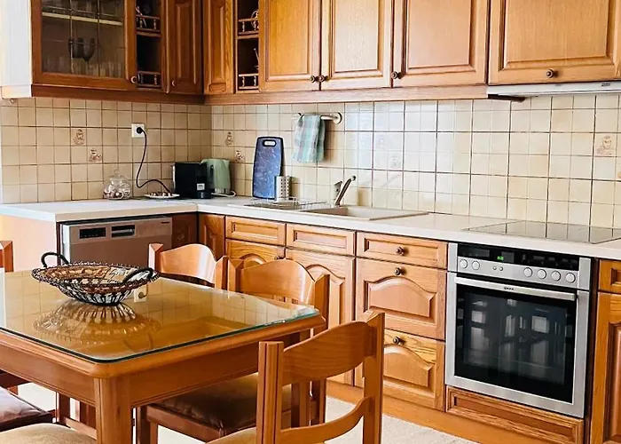 Maria Apartman *
